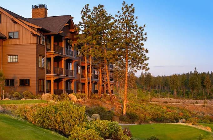Tetherow Resort 3